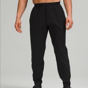 Lululemon surge jogger